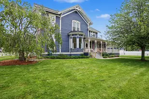 302 E Court St, Ludington, MI 49431 - Photo 40