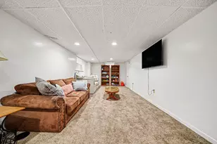 1393 Desmond St, Saint Joseph, MI 49085 - Photo 22