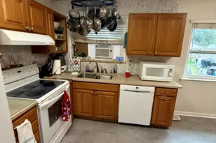 41559 Mc Kinley St, Belleville, MI 48111 - Photo 6