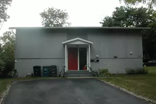 245 Brookridge Ct, Ann Arbor, MI 48103 - Photo 2