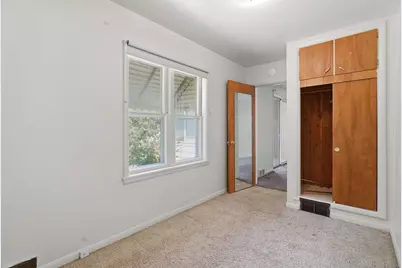 110 E Summit Street, Greenville, MI 48838 - Photo 14
