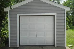 13894 Tacoma St, Detroit, MI 48205 - Photo 12