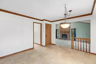 37731 W Meadowhill Dr, Northville, MI 48167 - Photo 8