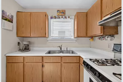 305 Watts Street, Jackson, MI 49203 - Photo 14