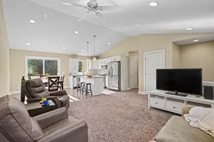 11413 Starflower Dr, Holland, MI 49424 - Photo 6