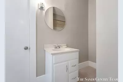 9 S Ferry Street, Grand Haven, MI 49417 - Photo 20