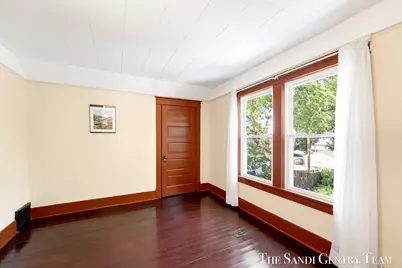 9 S Ferry Street, Grand Haven, MI 49417 - Photo 26