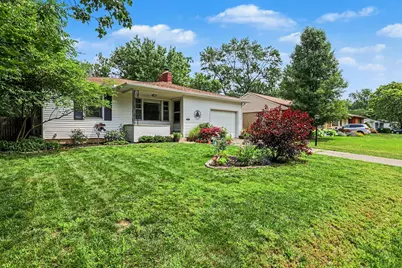 721 Parkway Drive NE, Grand Rapids, MI 49525 - Photo 4