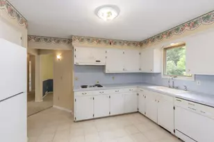 13885 Windemere Dr NW, Grand Rapids, MI 49534 - Photo 16
