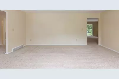 13885 Windemere Drive NW, Grand Rapids, MI 49534 - Photo 8