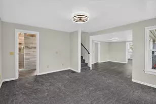 245 E South St, Hillsdale, MI 49242 - Photo 16