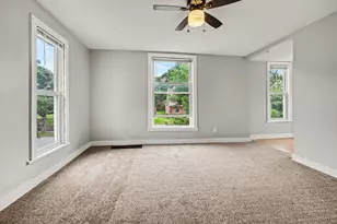 711 Paris Ave SE, Grand Rapids, MI 49503 - Photo 16