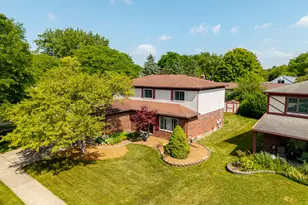 45692 Holmes Dr, Canton, MI 48187 - Photo 48