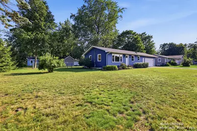 2048 Tulip Lane, Jenison, MI 49428 - Photo 2