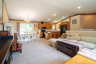 9777 Jane Dr, Zeeland, MI 49464 - Photo 8