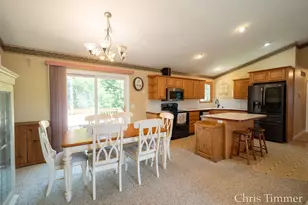 9777 Jane Dr, Zeeland, MI 49464 - Photo 10