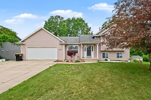 6633 Rye Grass Ct SE, Grand Rapids, MI 49508 - Photo 2