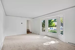8229 Mellowwood Dr, Jenison, MI 49428 - Photo 6