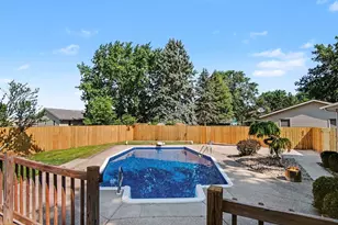 8229 Mellowwood Dr, Jenison, MI 49428 - Photo 30