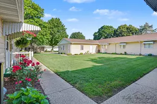 5705 Leisure S Dr SE, Grand Rapids, MI 49548 - Photo 6
