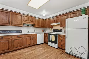 5705 Leisure S Dr SE, Grand Rapids, MI 49548 - Photo 6