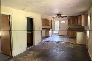 509 Cass Ave, Jackson, MI 49203 - Photo 2