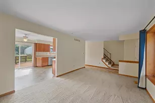 9231 Abbey Ln, Ypsilanti, MI 48198 - Photo 6
