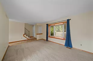 9231 Abbey Ln, Ypsilanti, MI 48198 - Photo 4