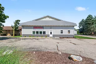 126 West Dr N, Marshall, MI 49068 - Photo 1