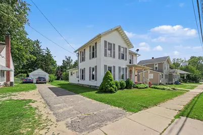408 E Chicago Street, Jonesville, MI 49250 - Photo 2