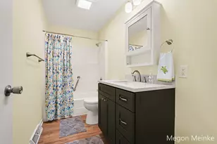 809 E Grant St, Greenville, MI 48838 - Photo 10