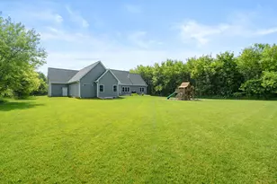 8817 Camomile Dr, Augusta, MI 49012 - Photo 40