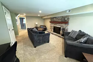 39889 Coronation Rd, Canton, MI 48188 - Photo 28