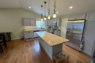 39889 Coronation Rd, Canton, MI 48188 - Photo 16