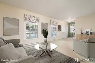 8 Wallinwood Ave NE, Grand Rapids, MI 49503 - Photo 2