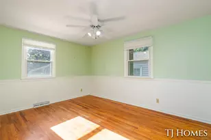 8 Wallinwood Ave NE, Grand Rapids, MI 49503 - Photo 26