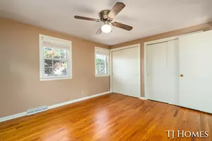 8 Wallinwood Ave NE, Grand Rapids, MI 49503 - Photo 24