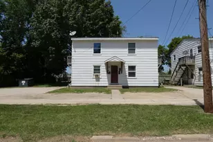 687 McGuigan Ave, Benton Harbor, MI 49022 - Photo 6