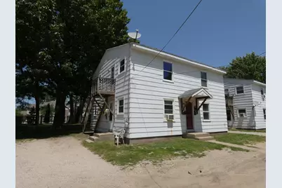 687 McGuigan Avenue, Benton Harbor, MI 49022 - Photo 4