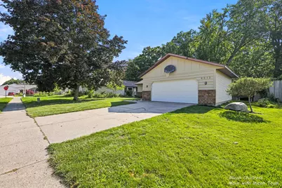 4012 Mohawk Avenue SW, Grandville, MI 49418 - Photo 4