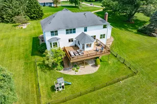 22873 Cherry Hill Ct, Mattawan, MI 49071 - Photo 2