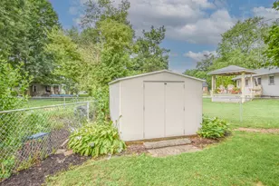 11 E Liberty St, Quincy, MI 49082 - Photo 4