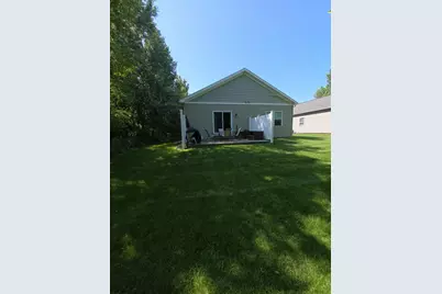418 W Ellen Street, Fenton, MI 48430 - Photo 6