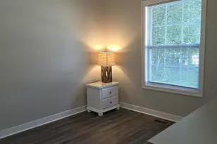 418 W Ellen St, Fenton, MI 48430 - Photo 12