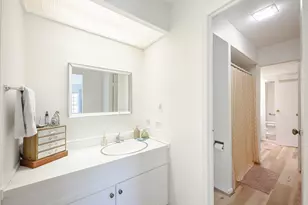2545 Abbington Dr SE, Grand Rapids, MI 49506 - Photo 10