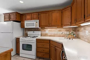 31 Skyline Cir NW, Grand Rapids, MI 49504 - Photo 10