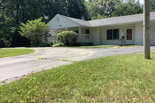 44481 Dunn Rd, Belleville, MI 48111 - Photo 4