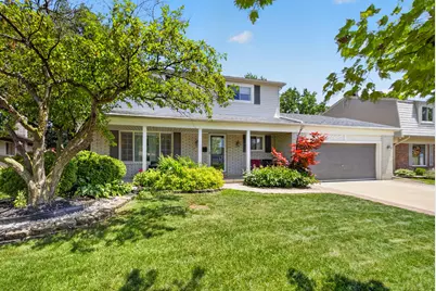 7568 Sussex Drive, Canton, MI 48187 - Photo 4