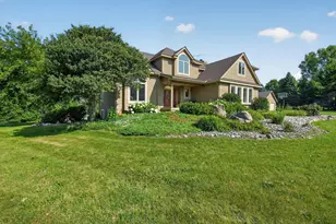 9236 Stoney Field Ct, Dexter, MI 48130 - Photo 4