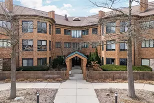 2115 Nature Cove Ct, Ann Arbor, MI 48104 - Photo 2
